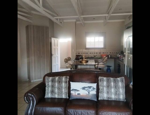 3 BEDROOM PROPERTY TO RENT IN WATERVAL EAST